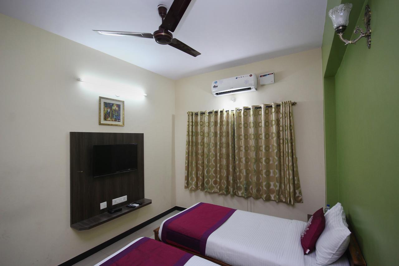 Oyo 2916 Apartment Queens Castle Bangalore Eksteriør billede